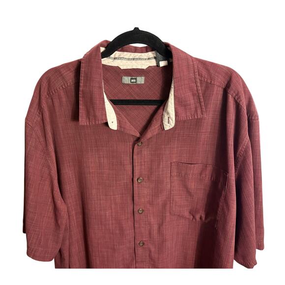 Men’s REI Button Up Shirt Size XXL Burgundy Outdoor Hiking - Picture 4 of 10